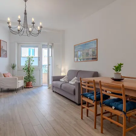 Journalist Sistine Chapel